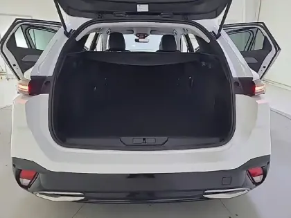 Photo 5 Peugeot 308  SW BlueHDi 130ch S&S EAT8