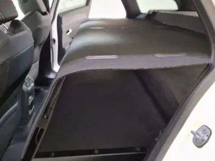 Photo 11 Peugeot 308  SW BlueHDi 130ch S&S EAT8