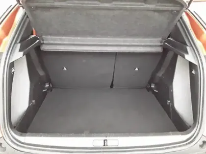 Photo 47 Peugeot 2008  BlueHDi 110 S&S BVM6