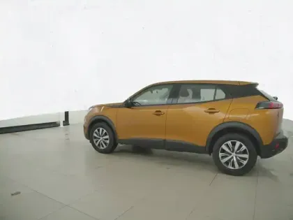 Photo 69 Peugeot 2008  BlueHDi 110 S&S BVM6