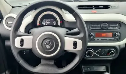 Photo 15 Renault Twingo  III Achat Intégral - 21