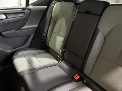 Photo 17 Volvo Xc40  B3 163 ch DCT7