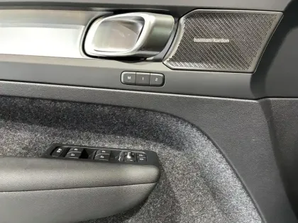 Photo 30 Volvo Xc40  B3 163 ch DCT7