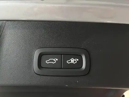 Photo 19 Volvo Xc40  B3 163 ch DCT7