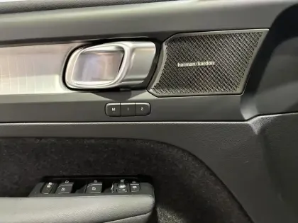 Photo 26 Volvo Xc40  B3 163 ch DCT7