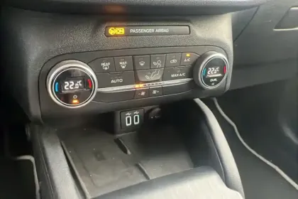 Photo 21 Ford Kuga  2.5 Duratec 225 ch PHEV e-CVT