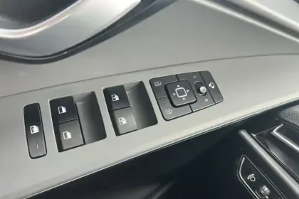 Photo 19 Kia Niro  EV Electrique 204 ch