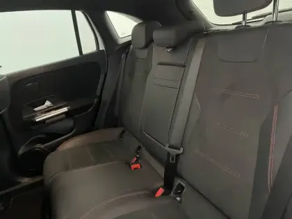 Photo 15 Mercedes EQA  250