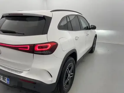 Photo 31 Mercedes EQA  250