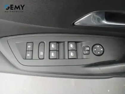 Photo 11 Peugeot 308  PHEV 180 e-EAT8