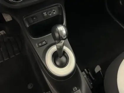 Photo 21 Renault Twingo  III Achat Intégral - 21