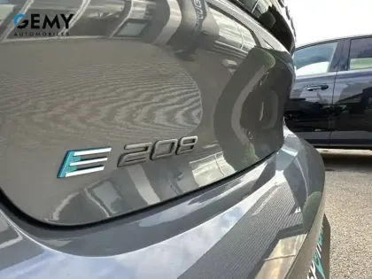 Photo 39 Peugeot 208  Electrique 54 kWh 156ch