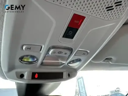 Photo 31 Peugeot 208  Electrique 54 kWh 156ch