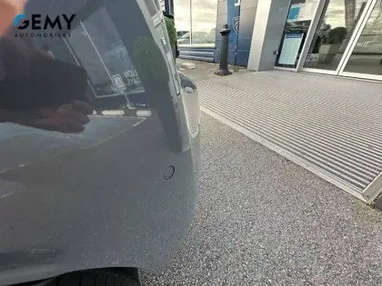 Photo 43 Peugeot 208  Electrique 54 kWh 156ch