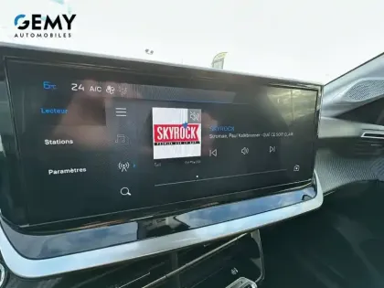 Photo 26 Peugeot 208  Electrique 54 kWh 156ch