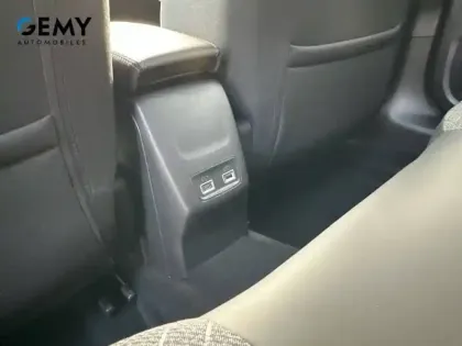 Photo 34 Peugeot 208  Electrique 54 kWh 156ch