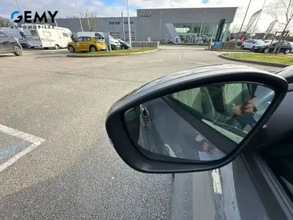 Photo 44 Peugeot 208  Electrique 54 kWh 156ch