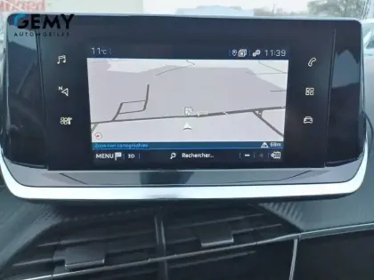 Photo 13 Peugeot 2008  PureTech 100 S&S BVM6