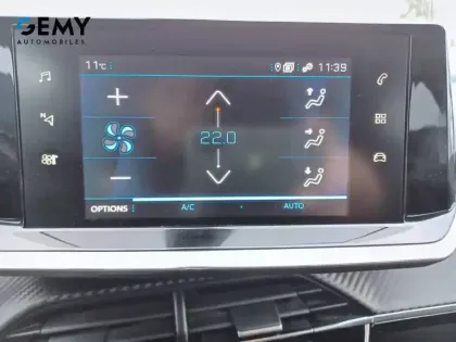 Photo 14 Peugeot 2008  PureTech 100 S&S BVM6