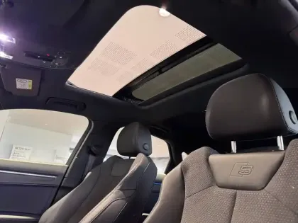 Photo 11 Audi Q3  Sportback 45 TFSIe  245 ch S tronic 6