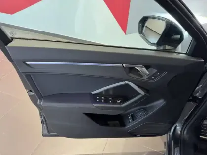 Photo 17 Audi Q3  Sportback 45 TFSIe  245 ch S tronic 6