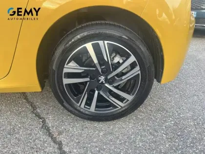 Photo 10 Peugeot 208  PureTech 100 S&S EAT8