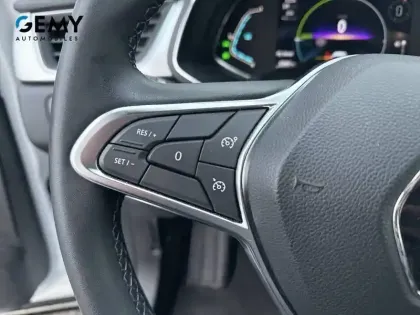 Photo 18 Renault Captur  E-Tech 145 - 21