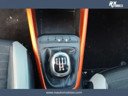 Photo 15 Kia Stonic  1.0 T-GDI 100 ch ISG