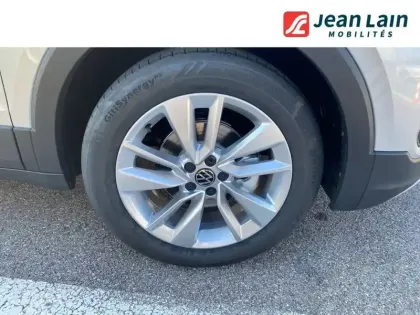 Photo 8 Volkswagen T-cross  1.0 TSI 95 Start/Stop BVM5