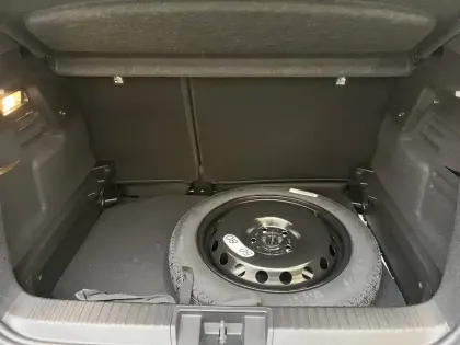 Photo 9 Renault Captur  E-Tech full hybrid 160 ch