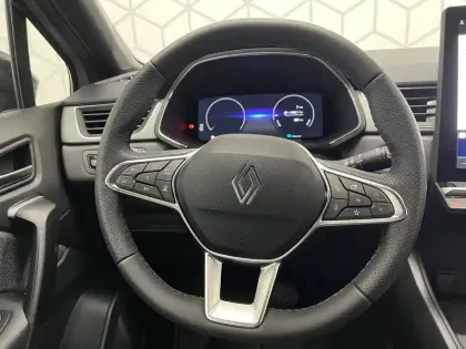 Photo 14 Renault Captur  E-Tech full hybrid 160 ch