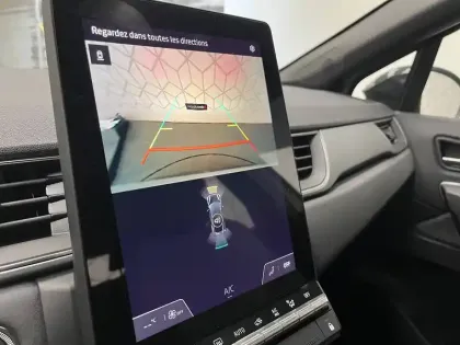 Photo 24 Renault Captur  E-Tech full hybrid 160 ch