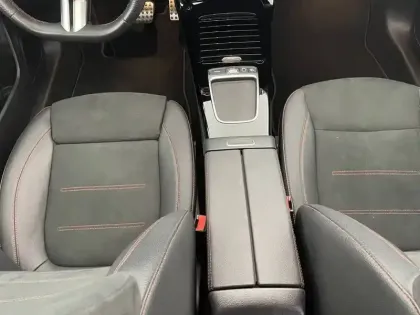 Photo 28 Mercedes Classe A  250 e Hybrid EQ 8G-DCT