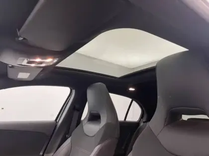 Photo 93 Mercedes Classe A  250 e Hybrid EQ 8G-DCT