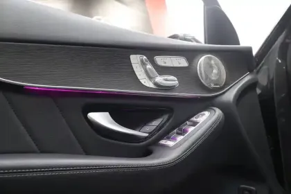 Photo 20 Mercedes Classe GLC GLC 300 de 9G-Tronic 4Matic