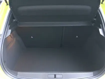 Photo 62 Peugeot 208  Hybrid 145 e-DCS6