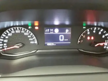 Photo 9 Peugeot 2008  PureTech 130 S&S EAT8