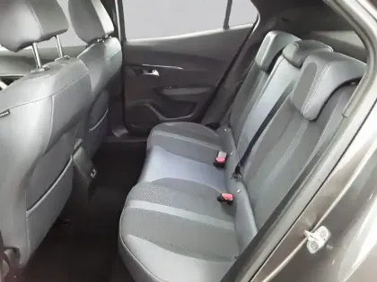 Photo 11 Peugeot 2008  PureTech 130 S&S EAT8