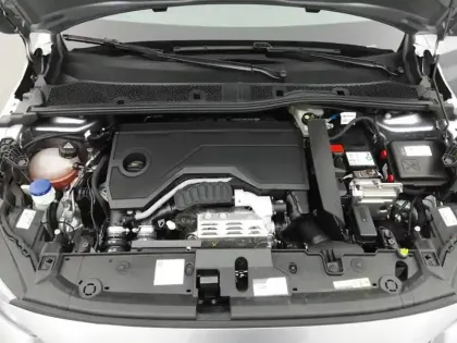 Photo 14 Peugeot 208  Hybrid 110 e-DCS6