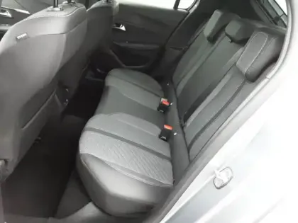 Photo 11 Peugeot 208  Hybrid 110 e-DCS6