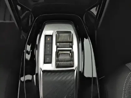 Photo 13 Peugeot 208  Hybrid 110 e-DCS6