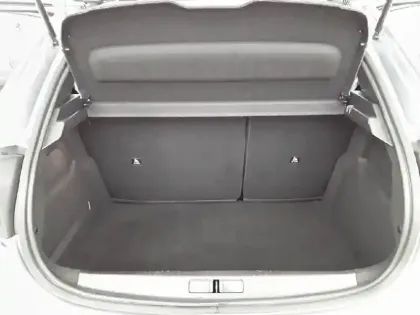 Photo 34 Peugeot 208  PureTech 75 S&S BVM5