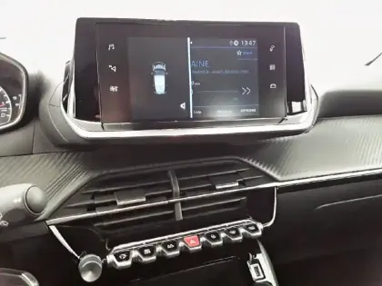 Photo 46 Peugeot 208  PureTech 75 S&S BVM5