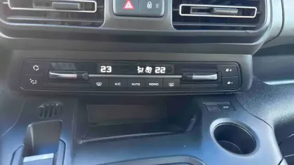 Photo 21 Citroën Berlingo  Taille M BlueHDi 130 S&S EAT8