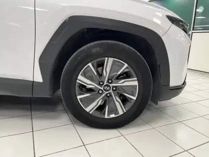 Photo 46 Hyundai Tucson  1.6 T-GDI 230 Hybrid BVA6