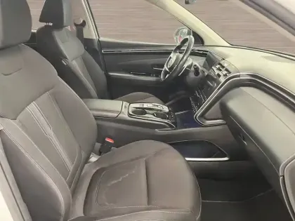 Photo 45 Hyundai Tucson  1.6 T-GDI 230 Hybrid BVA6