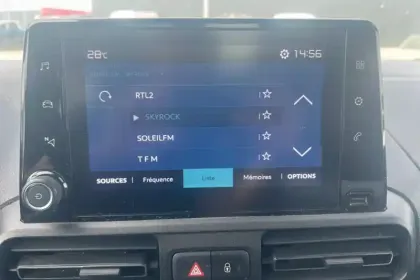 Photo 18 Citroën Berlingo e- Taille M 136 ch 100 kWh Automatique