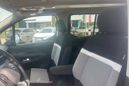 Photo 11 Citroën Berlingo e- Taille M 136 ch 100 kWh Automatique