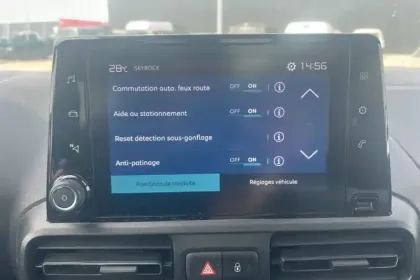 Photo 19 Citroën Berlingo e- Taille M 136 ch 100 kWh Automatique