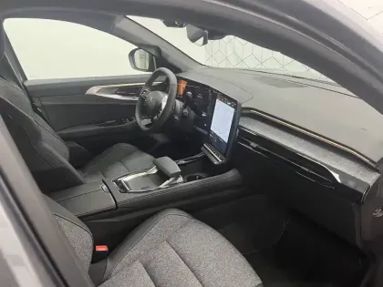 Photo 8 Renault Austral  full hybrid E-Tech 200 ch